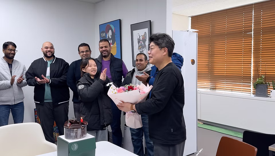 B-day Party for Prof. Kim 🥳