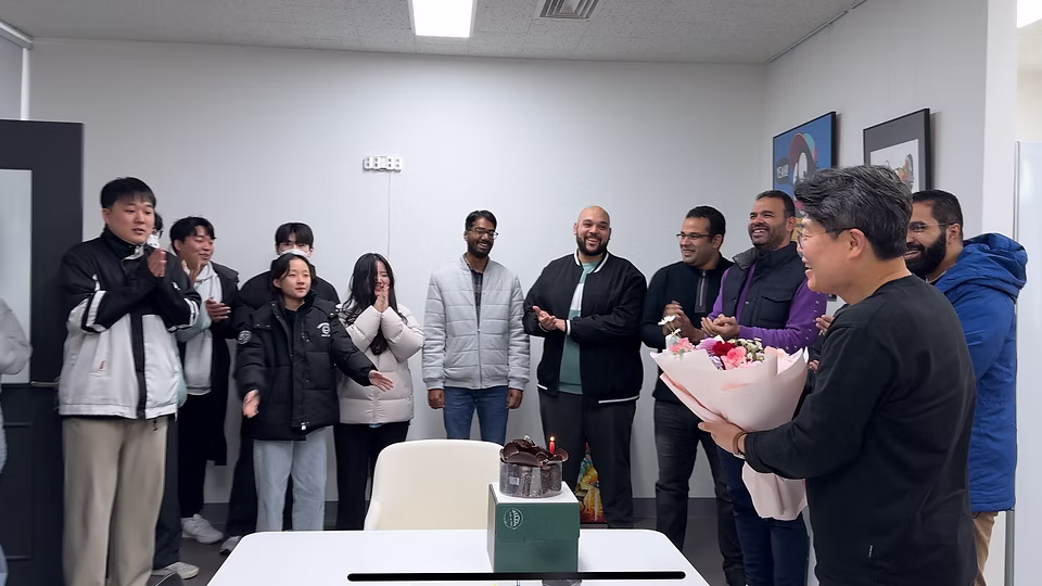B-day Party for Prof. Kim 🥳