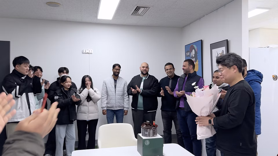 B-day Party for Prof. Kim 🥳