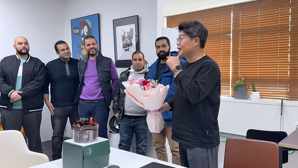 B-day Party for Prof. Kim 🥳