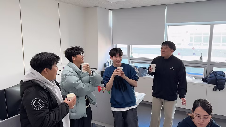 B-day Party for Prof. Kim 🥳
