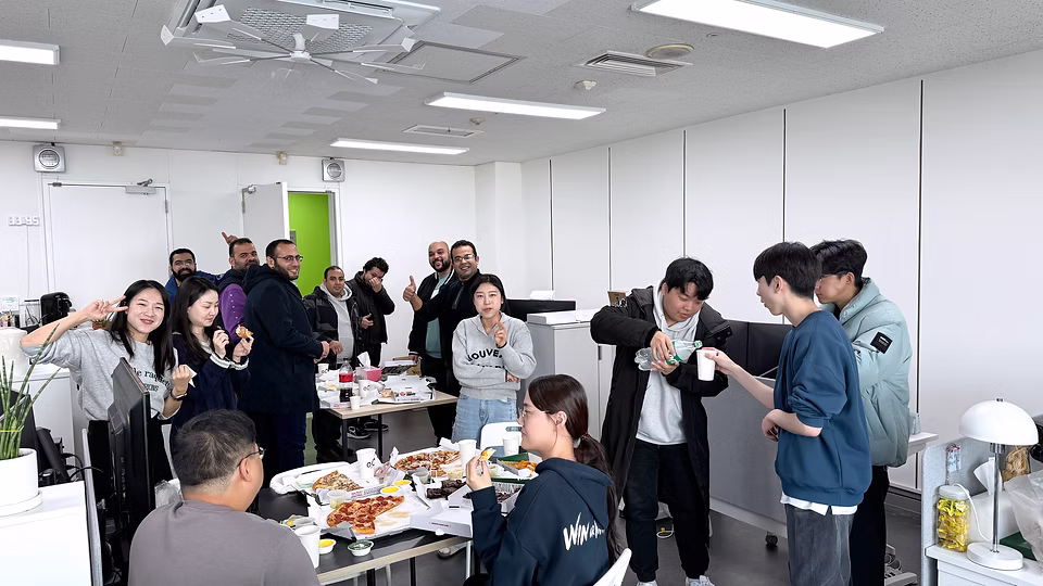 B-day Party for Prof. Kim 🥳