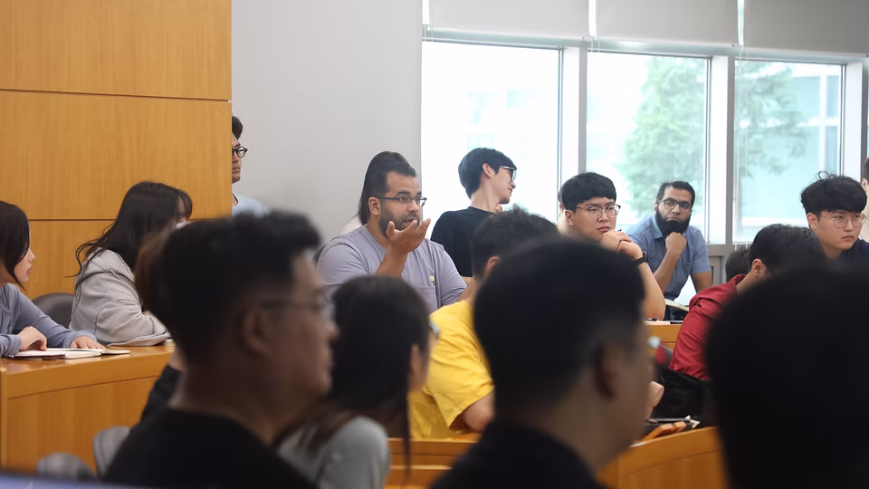Meeting with Prof. Wei Gao from CALTECH